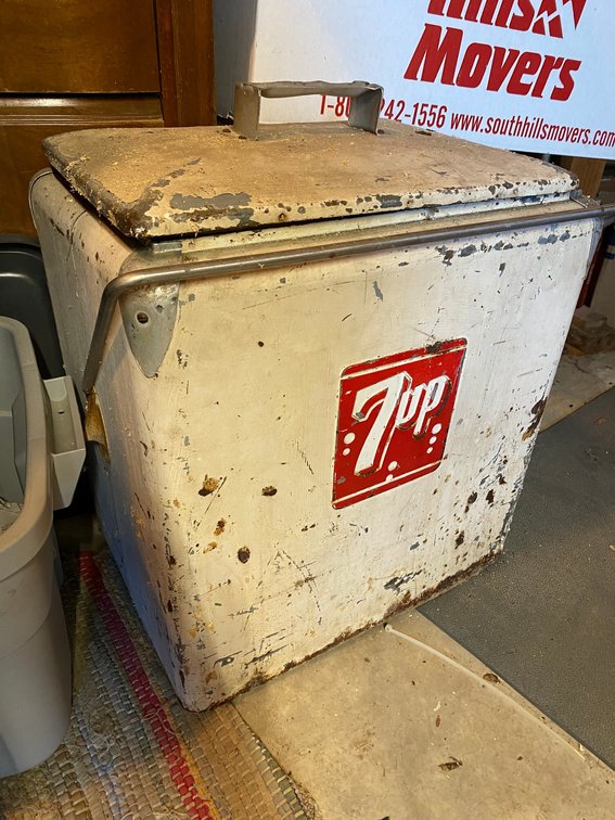 Vintage metal 7-Up cooler