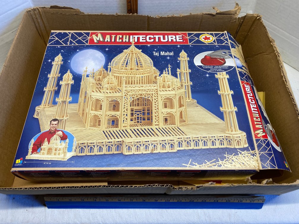 Matchitecture kit of the Taj Mahal