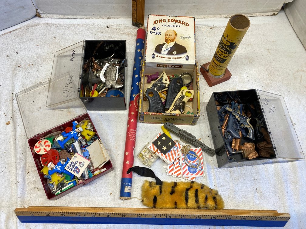 Assorted miniature collectibles