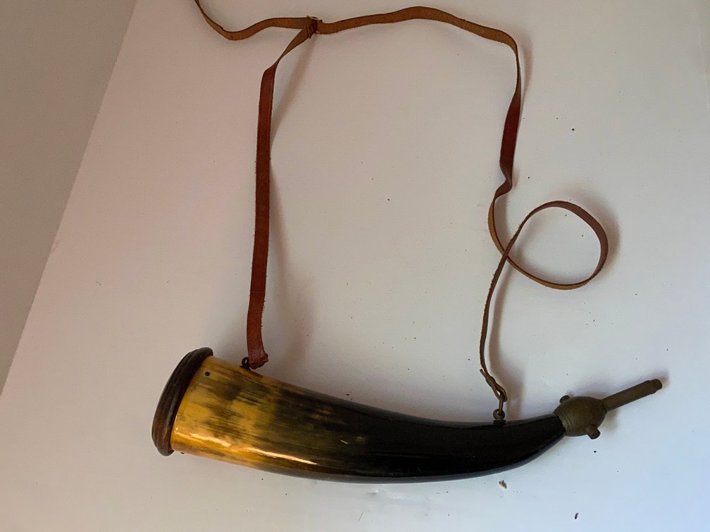 :Powder horn