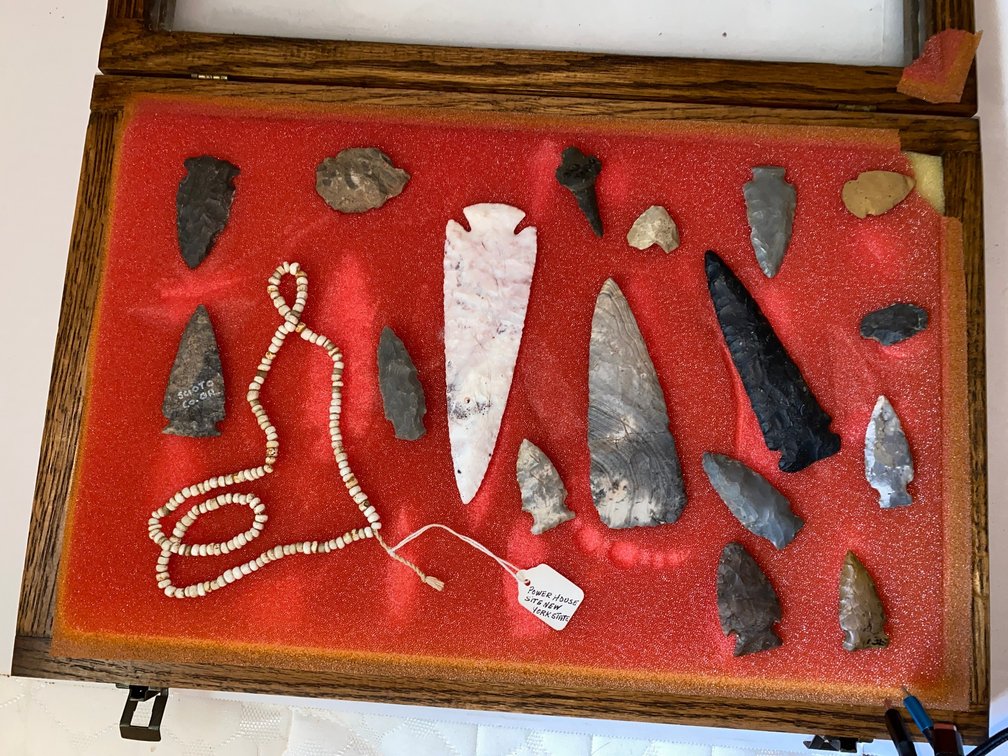 Arrowheads / Points with Provenance Notes
