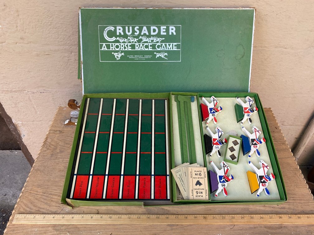 Crusader Horse Race game