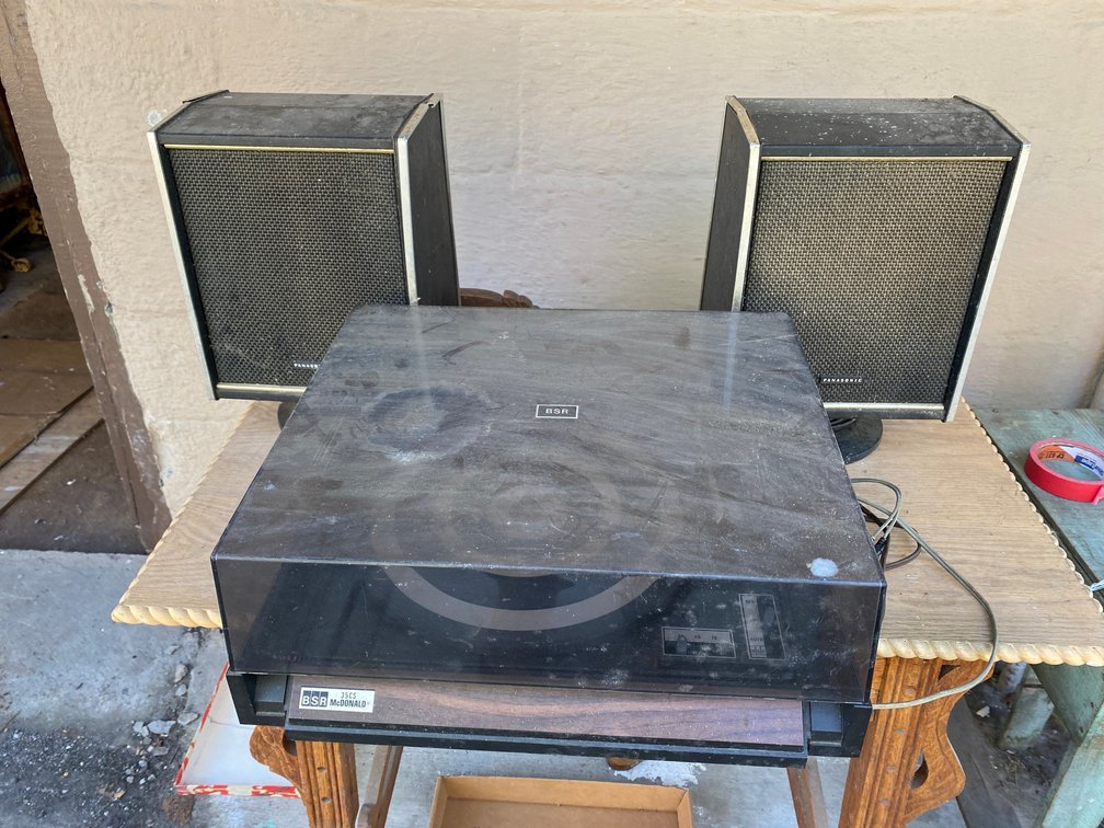 Vintage stereo and speakers