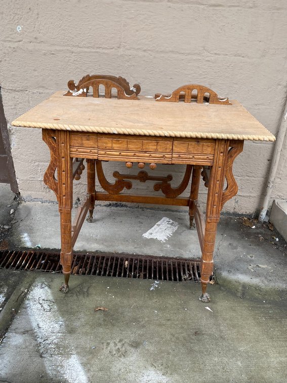 Oak desk with drawer