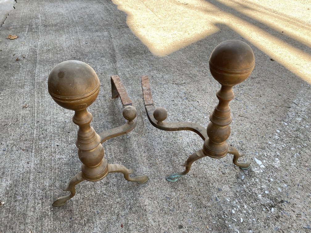 Fireplace andirons