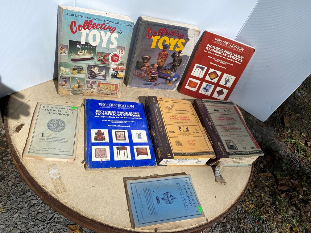 Morgantown City directories, collectible magazines, misc.