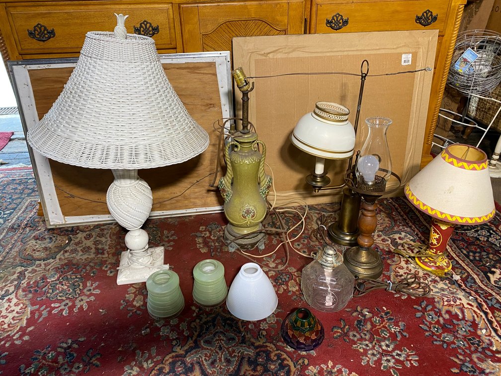 Lamp collection, glass shades