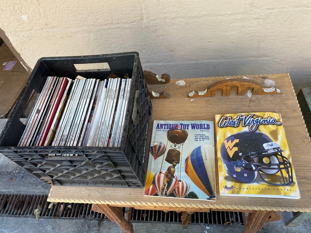 Vintage WVU magazines, misc.