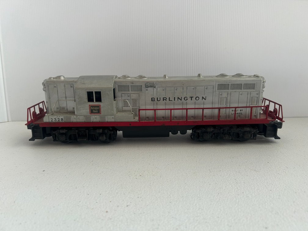 Lionel GP9 custom painted to Burlington, silver-part of a circus train