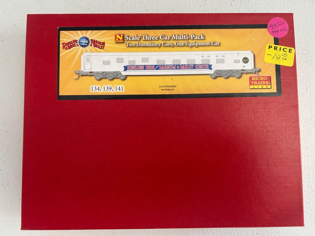 Micro-Trains Ringling Bros. N Scale train set