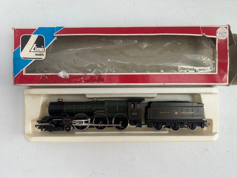 Lima HO Scale steam locomotive 4-6-0