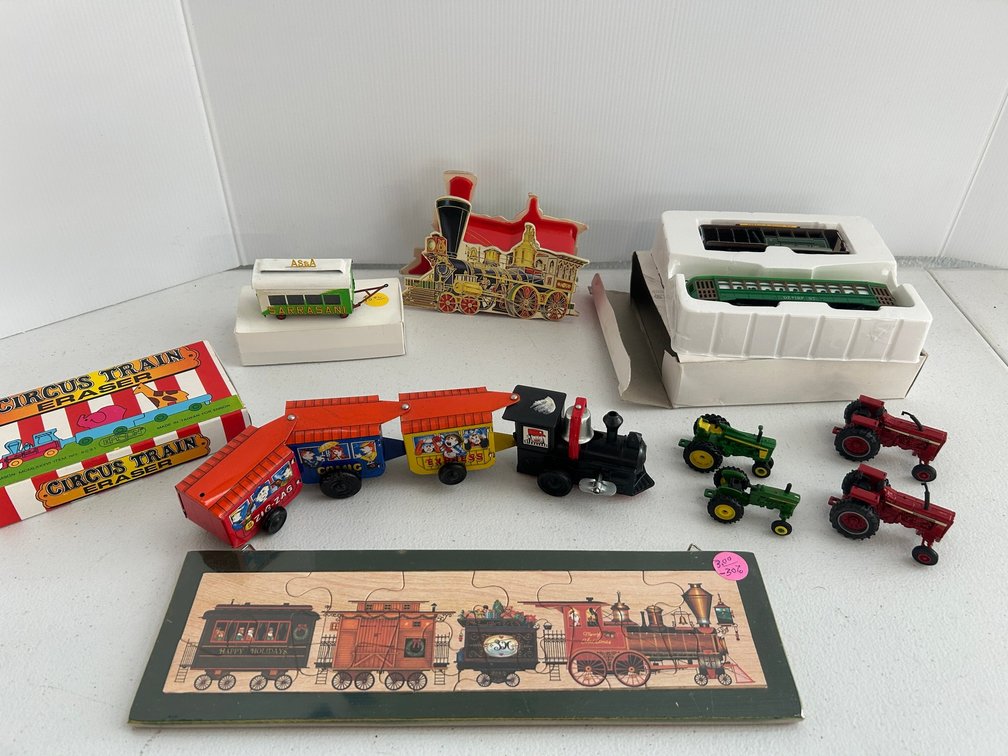 Selection of train and circus type items