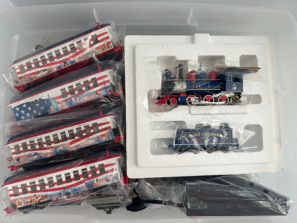 Spectrum 260 steam locomotive