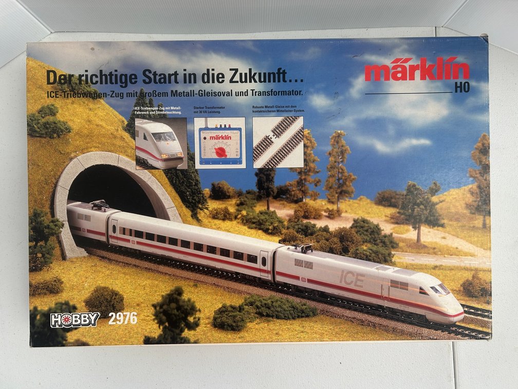 Marklin ICE 4 class 412 powered railway car train set