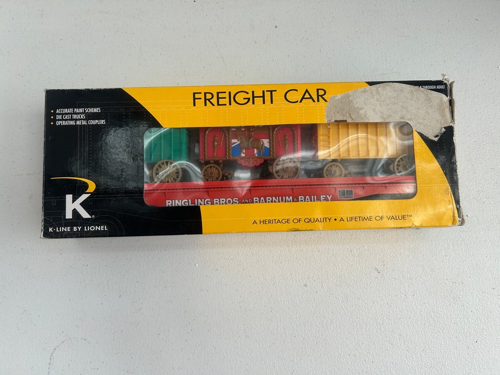 K-Line O Scale freight car-flat car with circus theme wagons