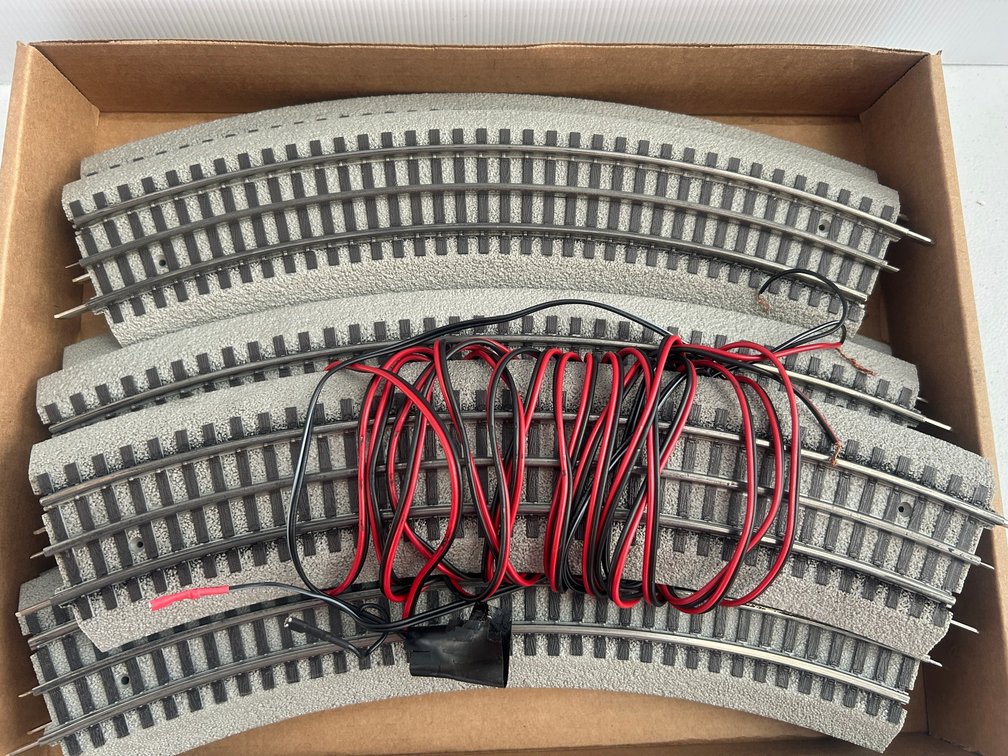 Selection of Lionel fast track