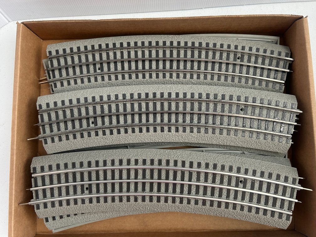 Selection of Lionel fast track