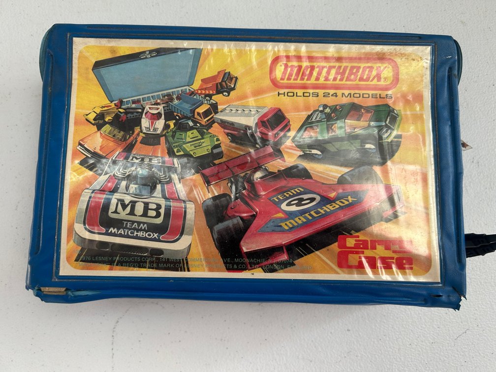 Matchbox 24 carrier vinyl holder