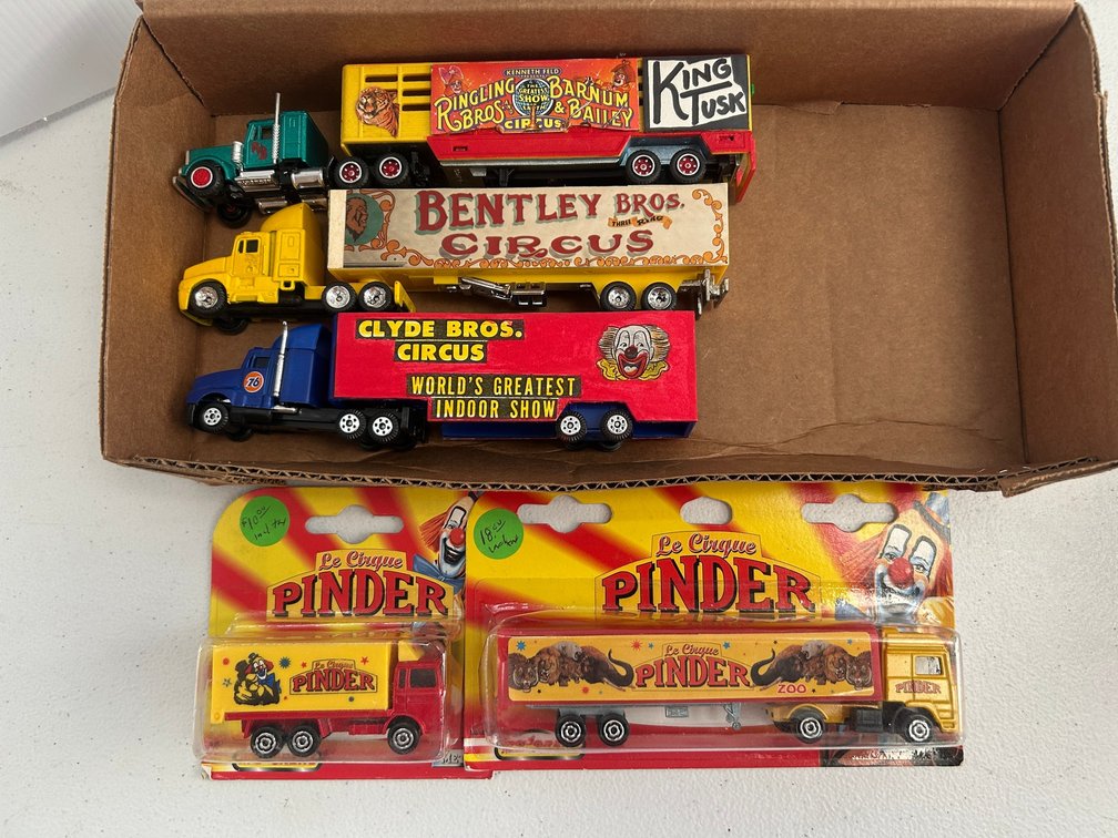 Selection of HO Scale tractor and trailer