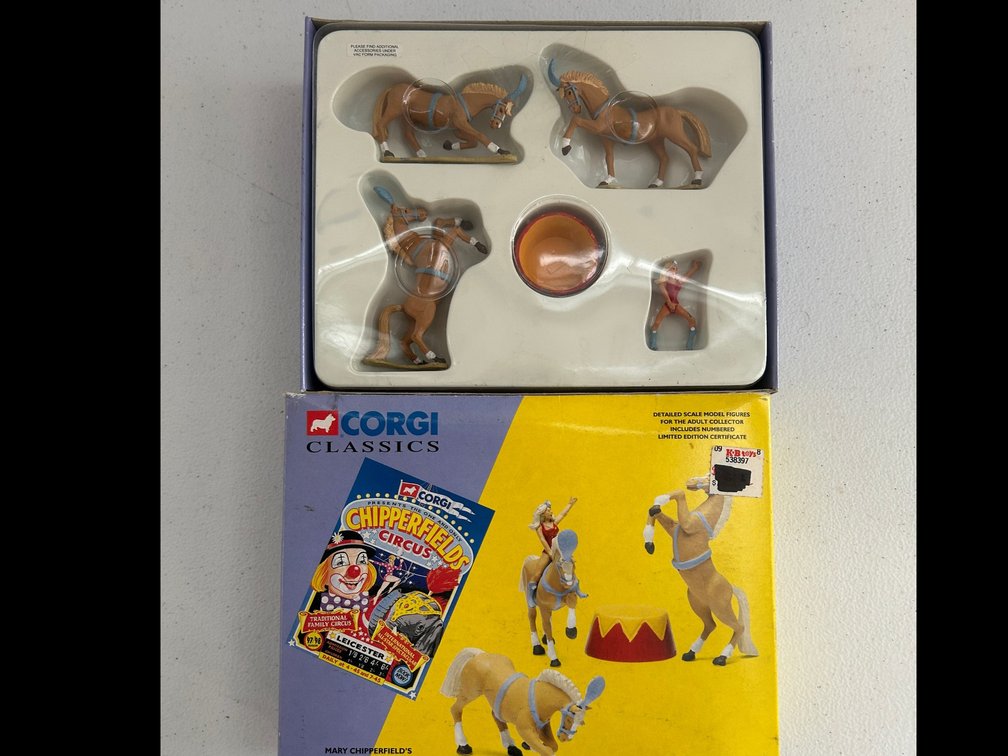 Corgi Classics the Chipperfield's circus animal set