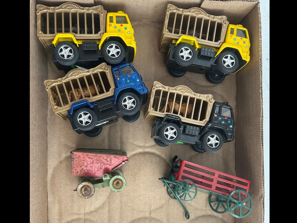 Selection of O Scale side circus trucks