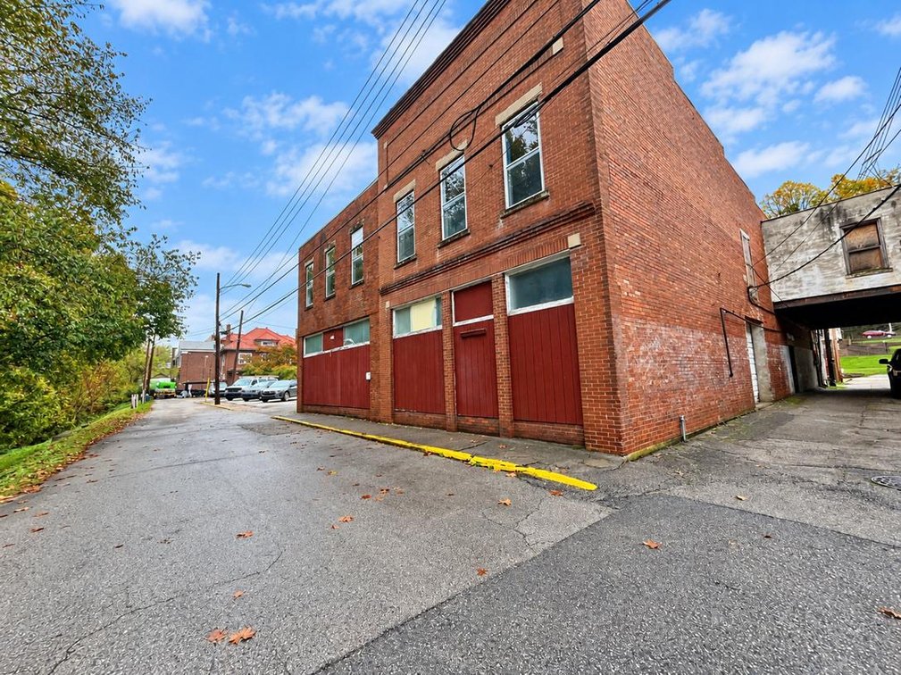 Image for The Former Ores Hardware Building of Clendenin