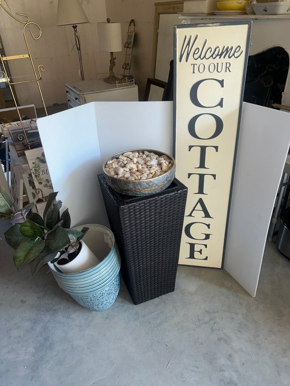 Plastic Planters, Wicker Like Planter, Sign with impressed Metal Welcome to our Cottage