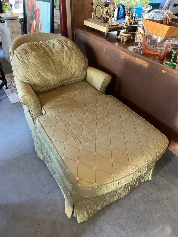 upholstered Chase Lounge