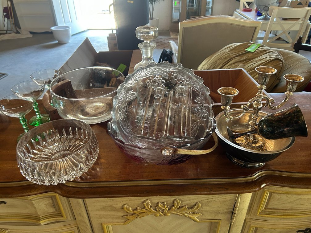 Footed Stem ware, Pressed glass Bowls, Wooden Salad Bowl with Serving Pieces