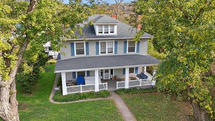 Image for Classic 3 Bedroom with a Detached Carriage House in Clarksburg
