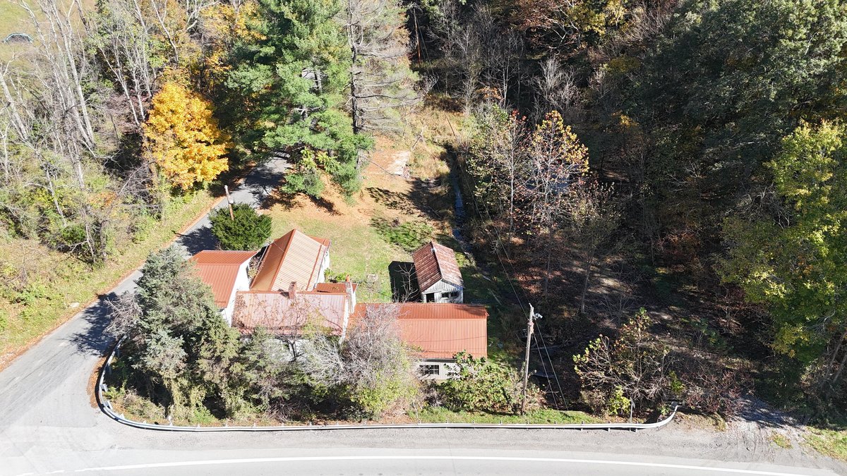 Image for 4 Bedroom on 1.75 Acres with Minerals Selling to the Highest Bidder