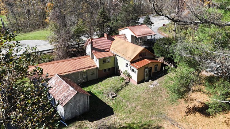 Image for 4 Bedroom on 1.75 Acres with Minerals Selling to the Highest Bidder