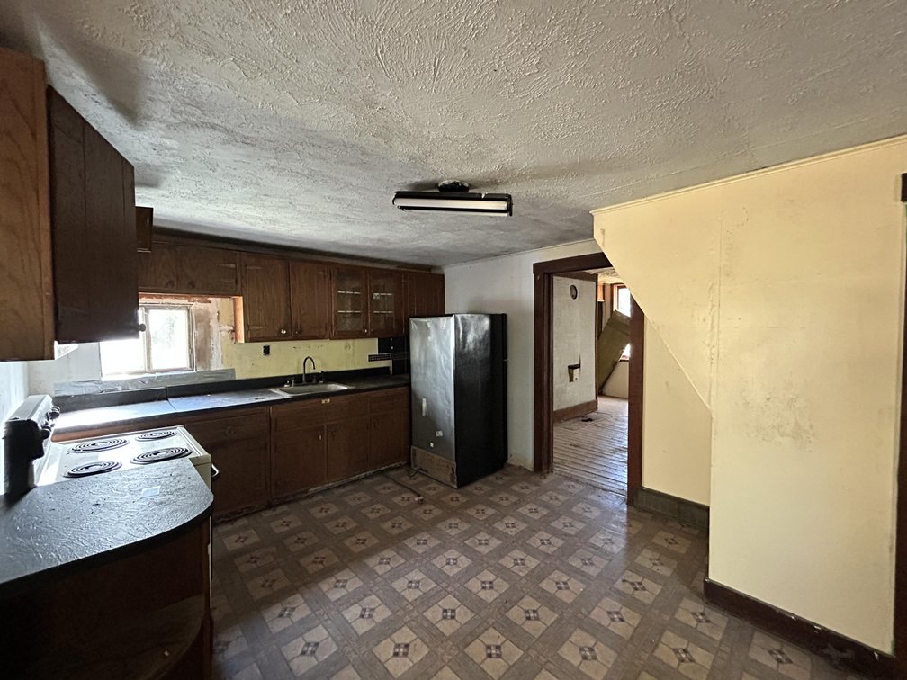 Image for 4 Bedroom on 1.75 Acres with Minerals Selling to the Highest Bidder