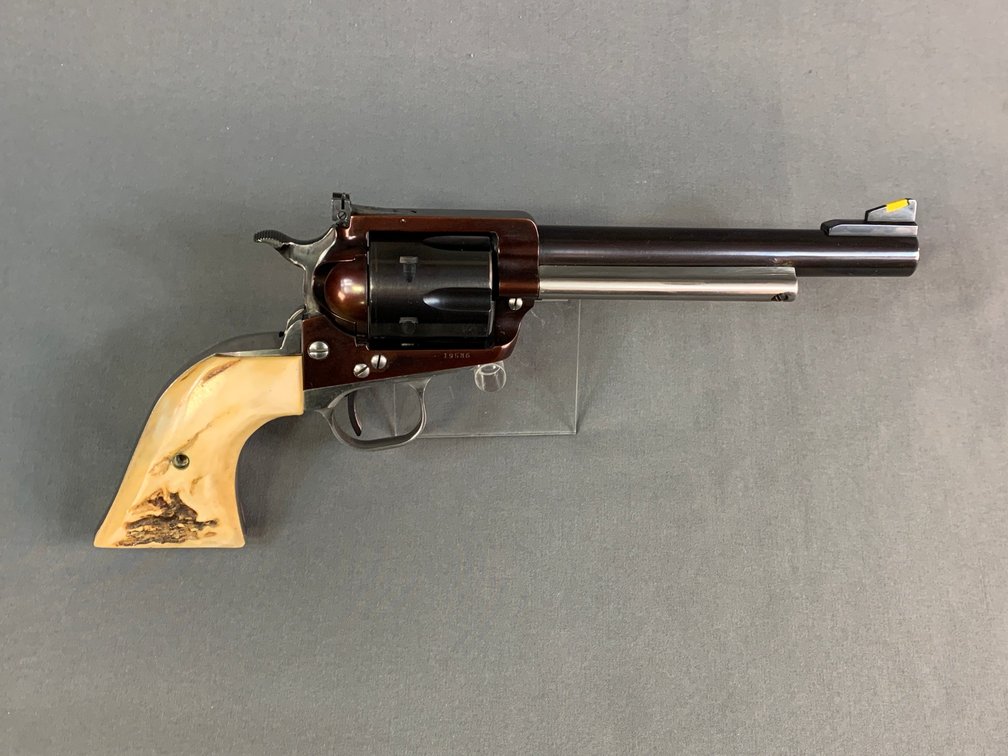 [139]  Ruger Black Hawk Type IV Flat Top .44 Mag | SN:19536