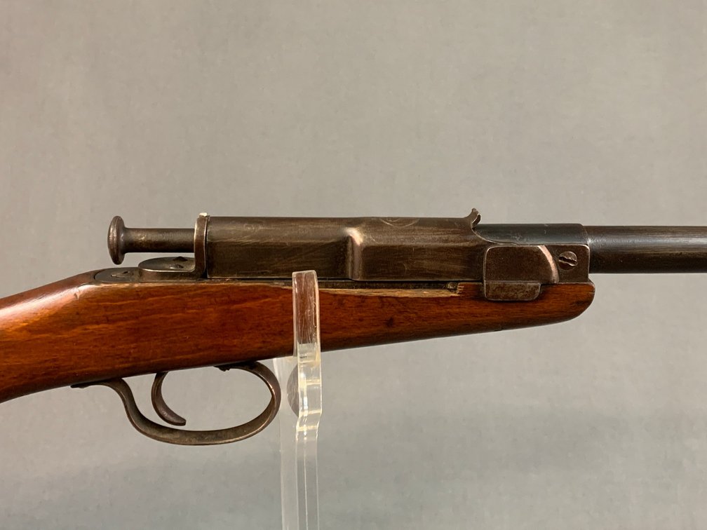 [334]  Deutsche Werke  Model 1 .22 LR | SN:NVN