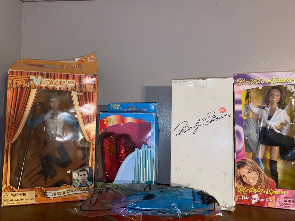 Justin Timberlake Doll, Britney Spears Doll, Wizard of Oz Shoes, Marilyn Monroe Doll