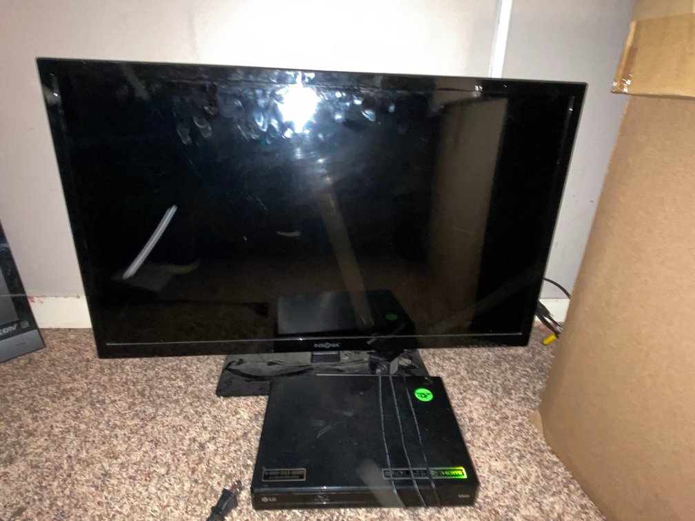 32 inch Insignia Flat Screen TV, DVD Player