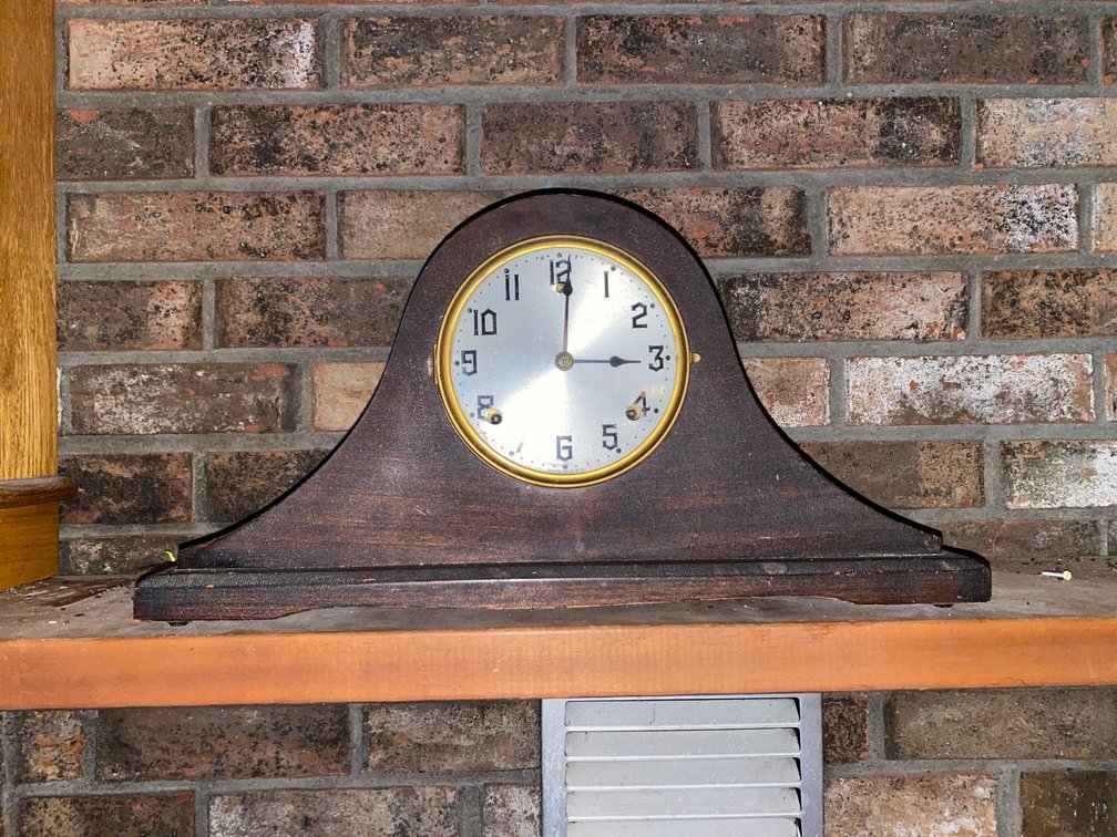 Mantle Clock