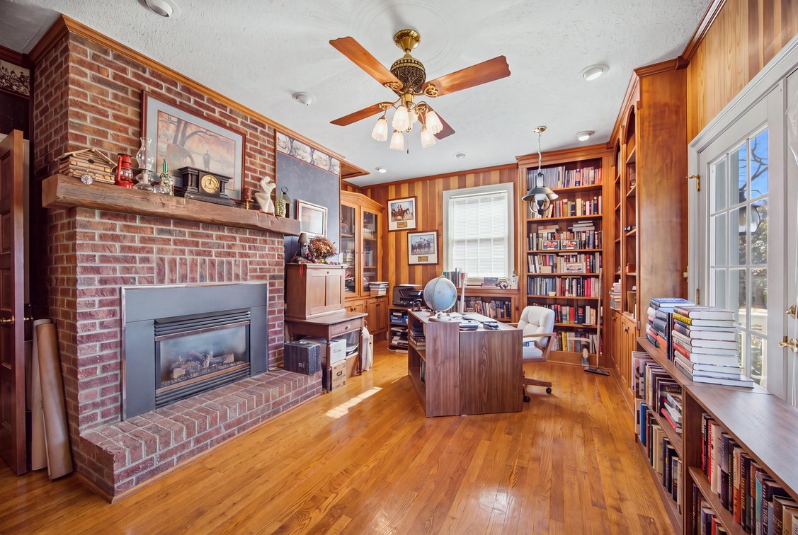 Image for 5 Bedroom Colonial Home on 24 Acres in Hardy County