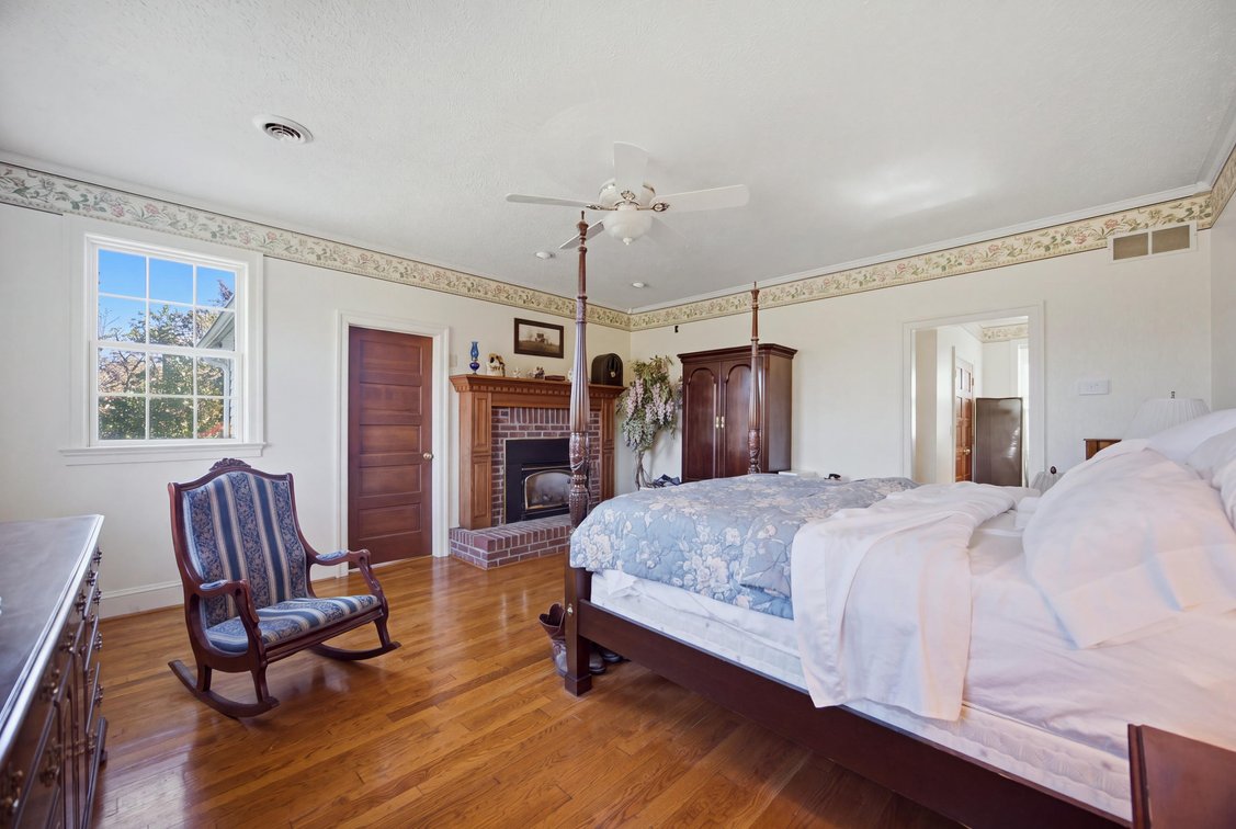 Image for 5 Bedroom Colonial Home on 24 Acres in Hardy County