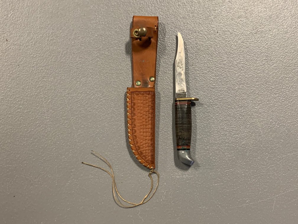 [3120]  Stacked Handle Fixed Blade Hunting Knife w/Sheath