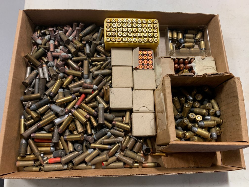 [2298]  Ammo Lot: Mixed Handgun