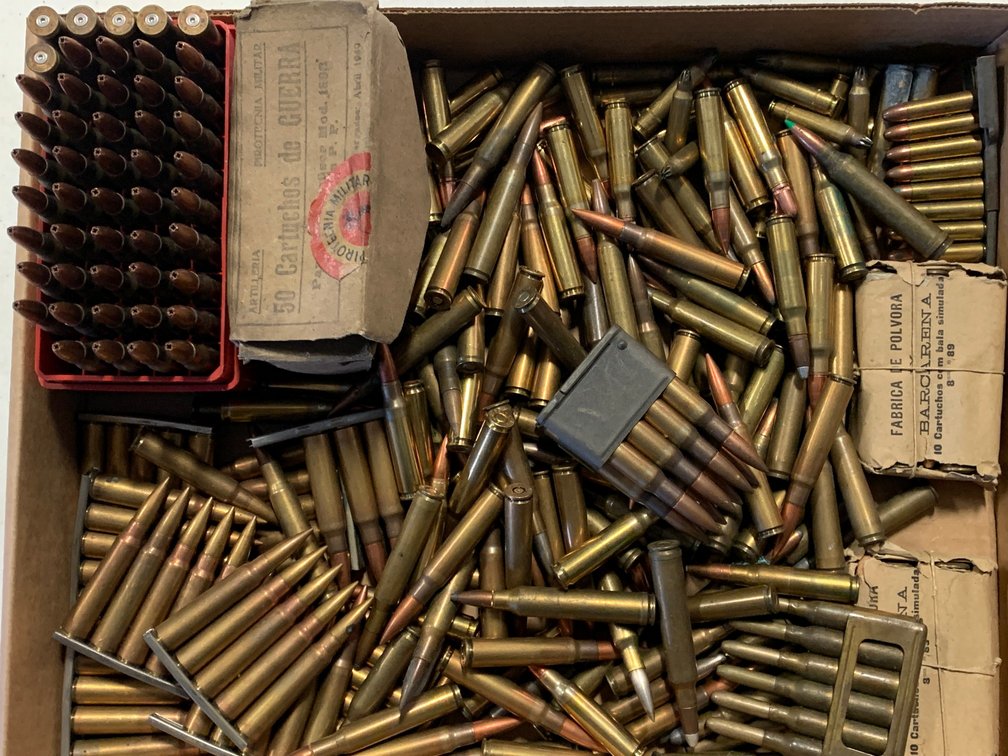 [2304]  Ammo Lot: Mixed Rifle