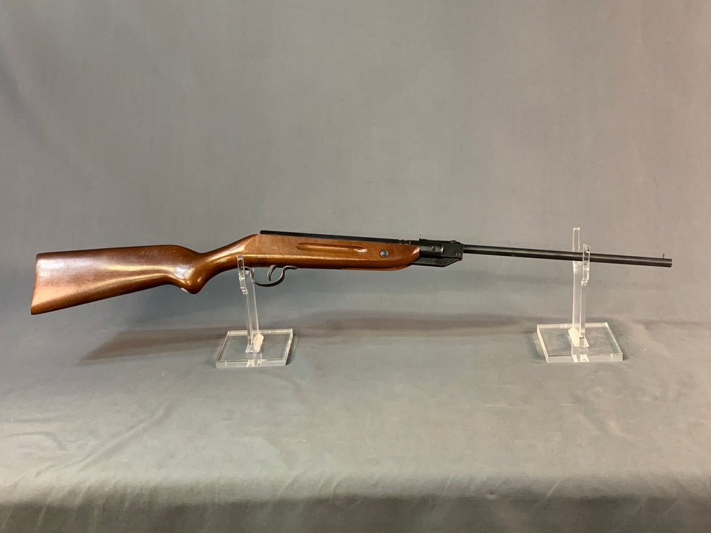 [3166]  Slavia  CZ 618 Air Rifle