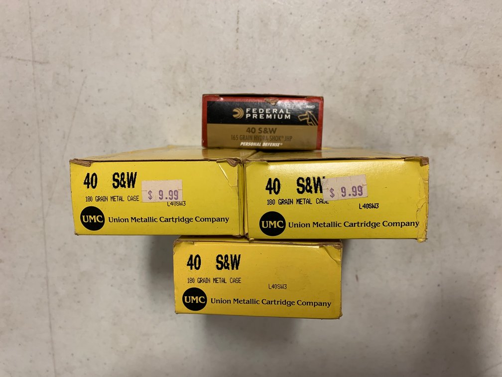[2087]  Ammo Lot: .40 S&W