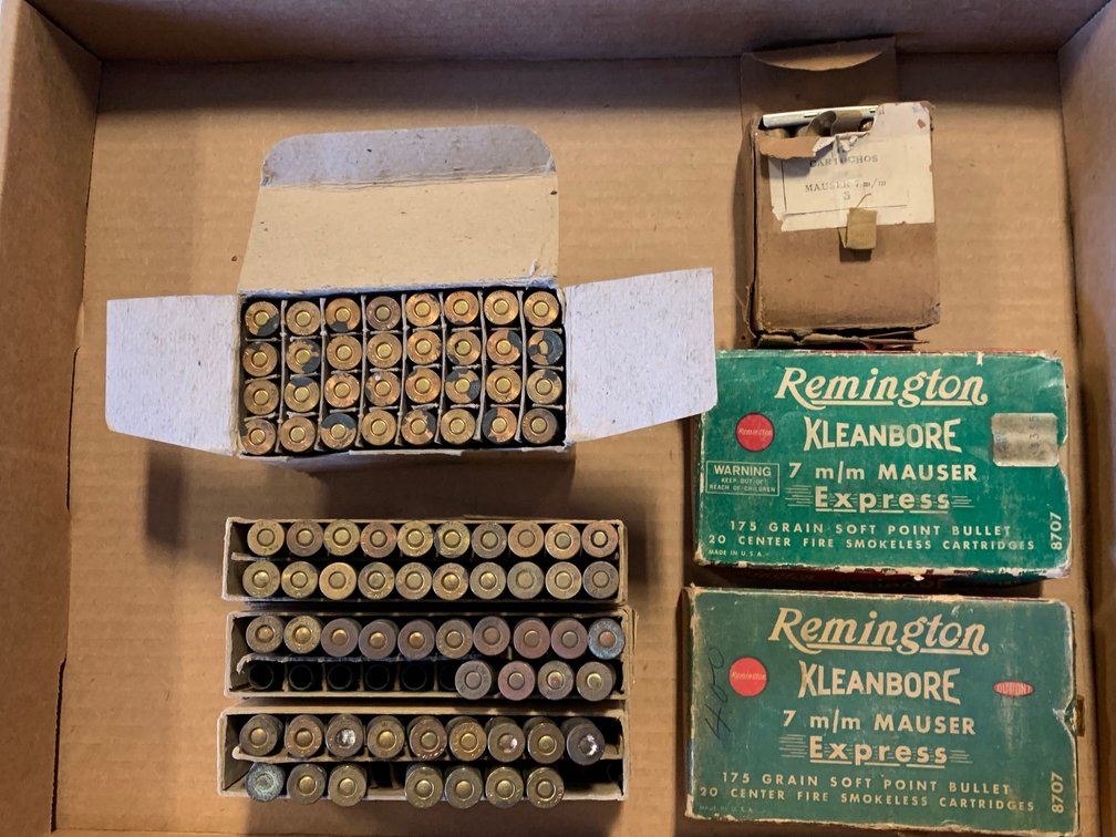 [2184]  Ammo Lot: 7mm Mauser