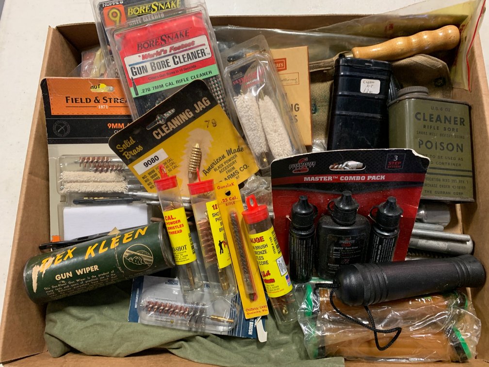 [3361]  Gun Cleaning Brushes, Bore Swabs, Solvents, Etc