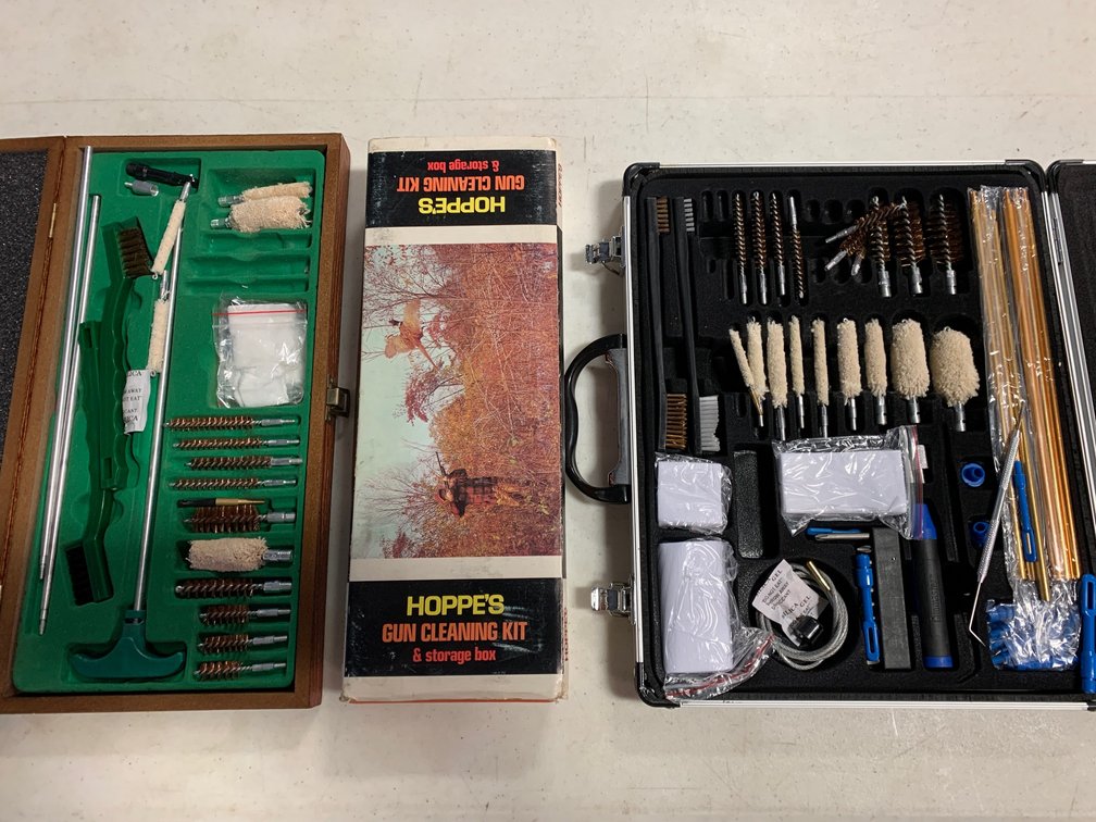 [3365]  Three Gun Cleaning Kits