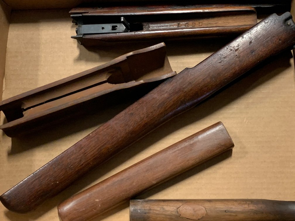 [3235]  Assorted Gun Wood