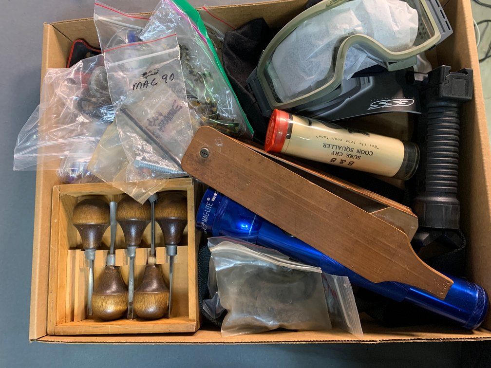 [3367]  Game Calls, Mag Lite, Carving Tools, Goggles